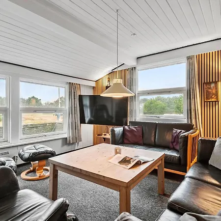 Vester Kirketoft Ix 펜션 *